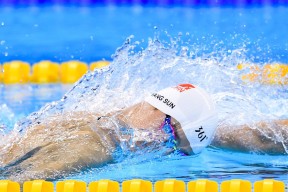 提供丰富的棋牌对战-电竞跨界惊爆眼球！姆巴佩FIFA大战SKT，虽败犹荣高光时刻引爆全网